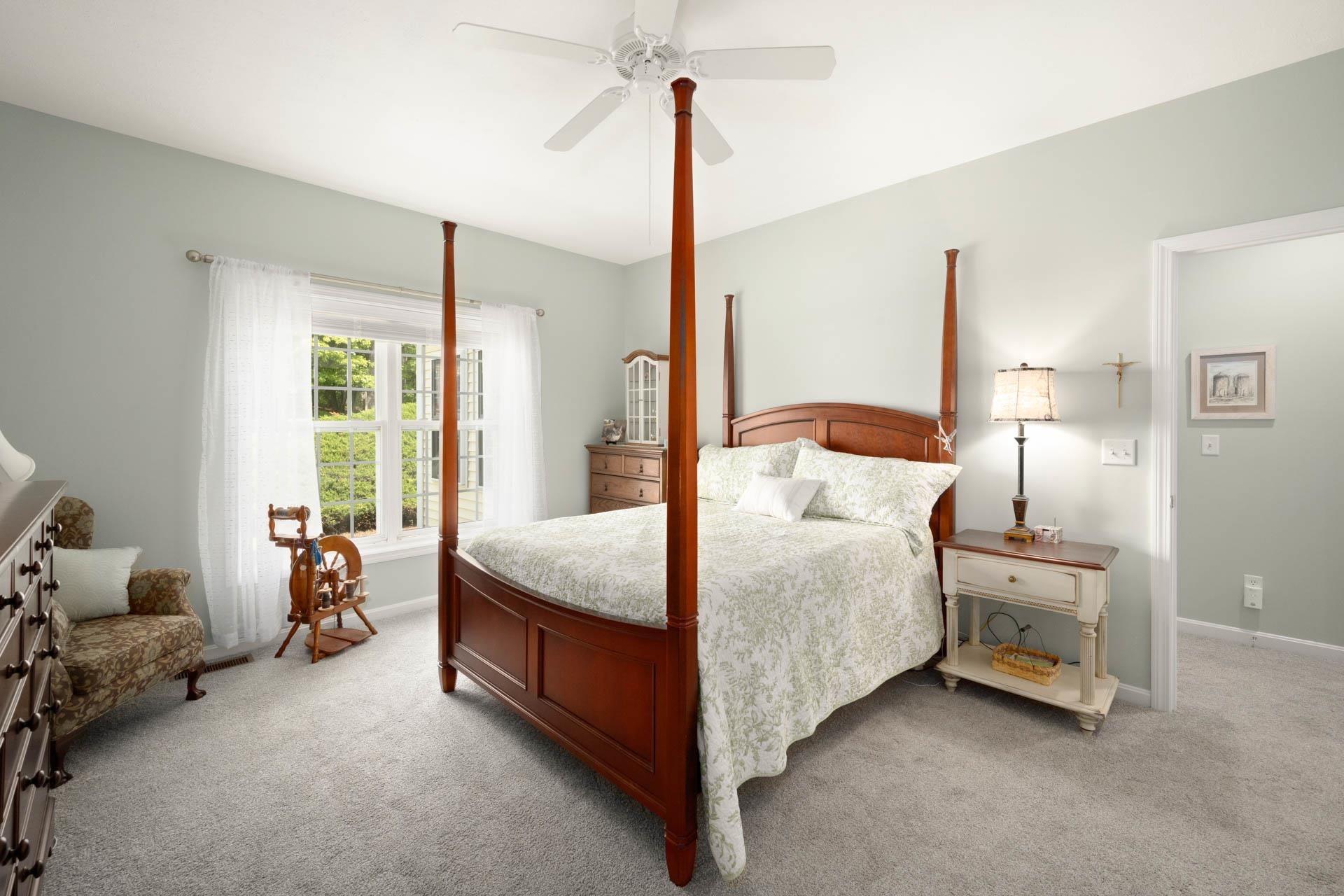 Litchfield, New Hampshire 03052, United States, 2 Bedrooms Bedrooms, ,2 BathroomsBathrooms,Residential,Pending,140863