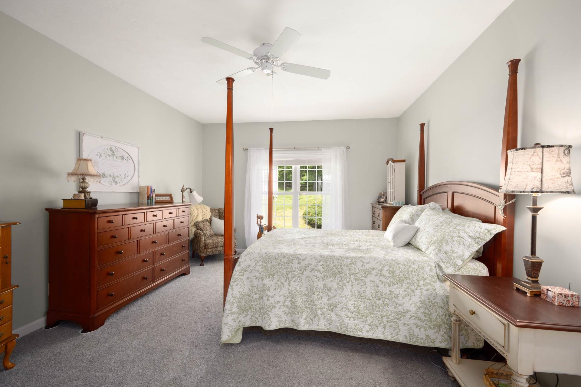 Litchfield, New Hampshire 03052, United States, 2 Bedrooms Bedrooms, ,2 BathroomsBathrooms,Residential,Pending,140863