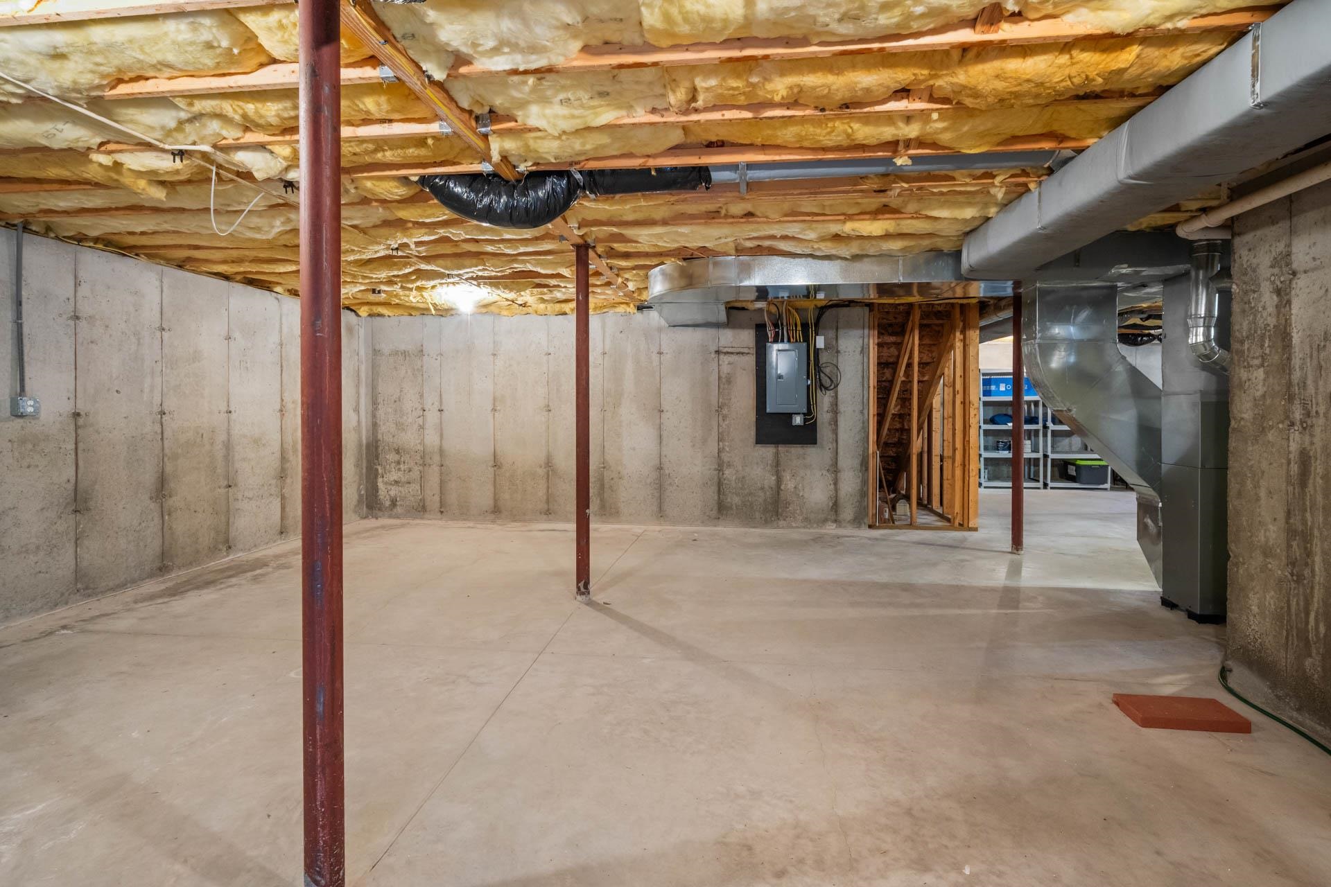 Litchfield, New Hampshire 03052, United States, 2 Bedrooms Bedrooms, ,2 BathroomsBathrooms,Residential,Pending,140863