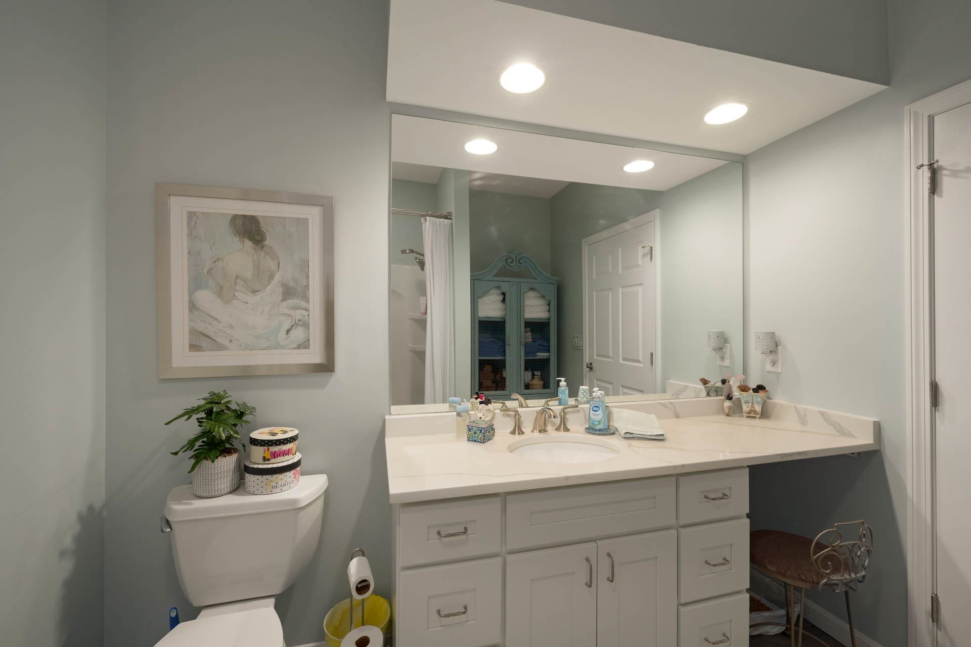 Litchfield, New Hampshire 03052, United States, 2 Bedrooms Bedrooms, ,2 BathroomsBathrooms,Residential,Pending,140863