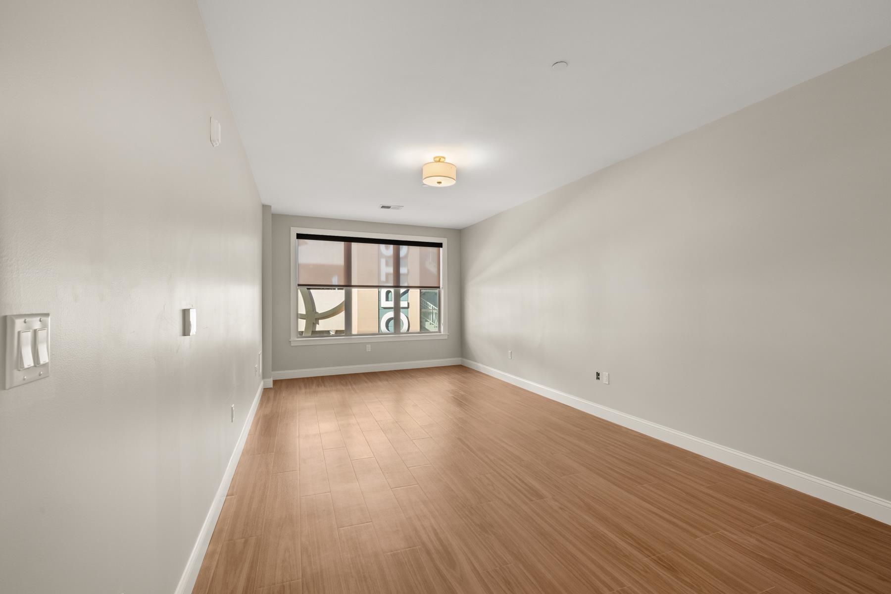 99 Foundry Place 208