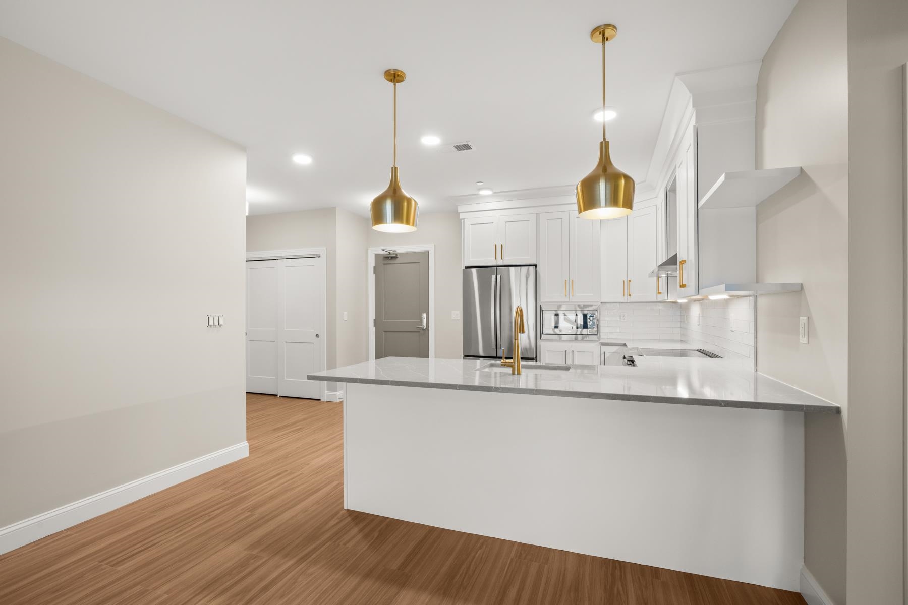 99 Foundry Place 208