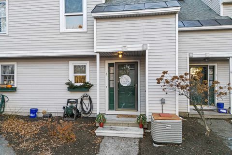 Photo of 129 Fisherville Road #8, Concord, NH 03303 (MLS # 5071032)