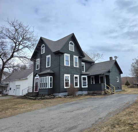 14 Lombard Street Colebrook NH 03576