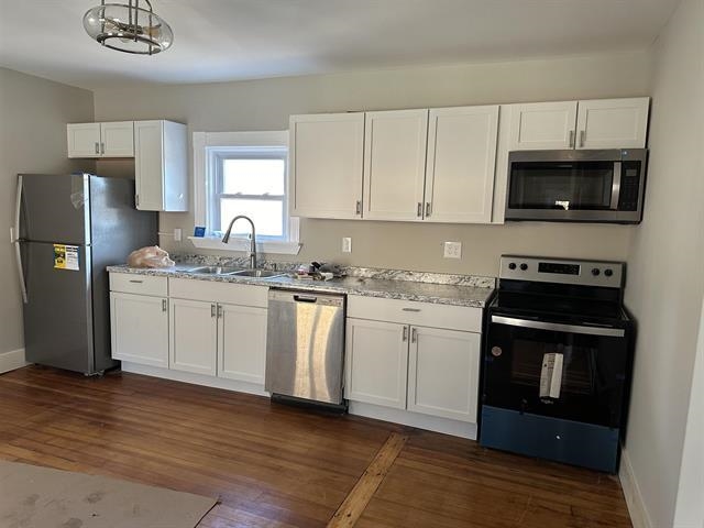 449 West River Road 1