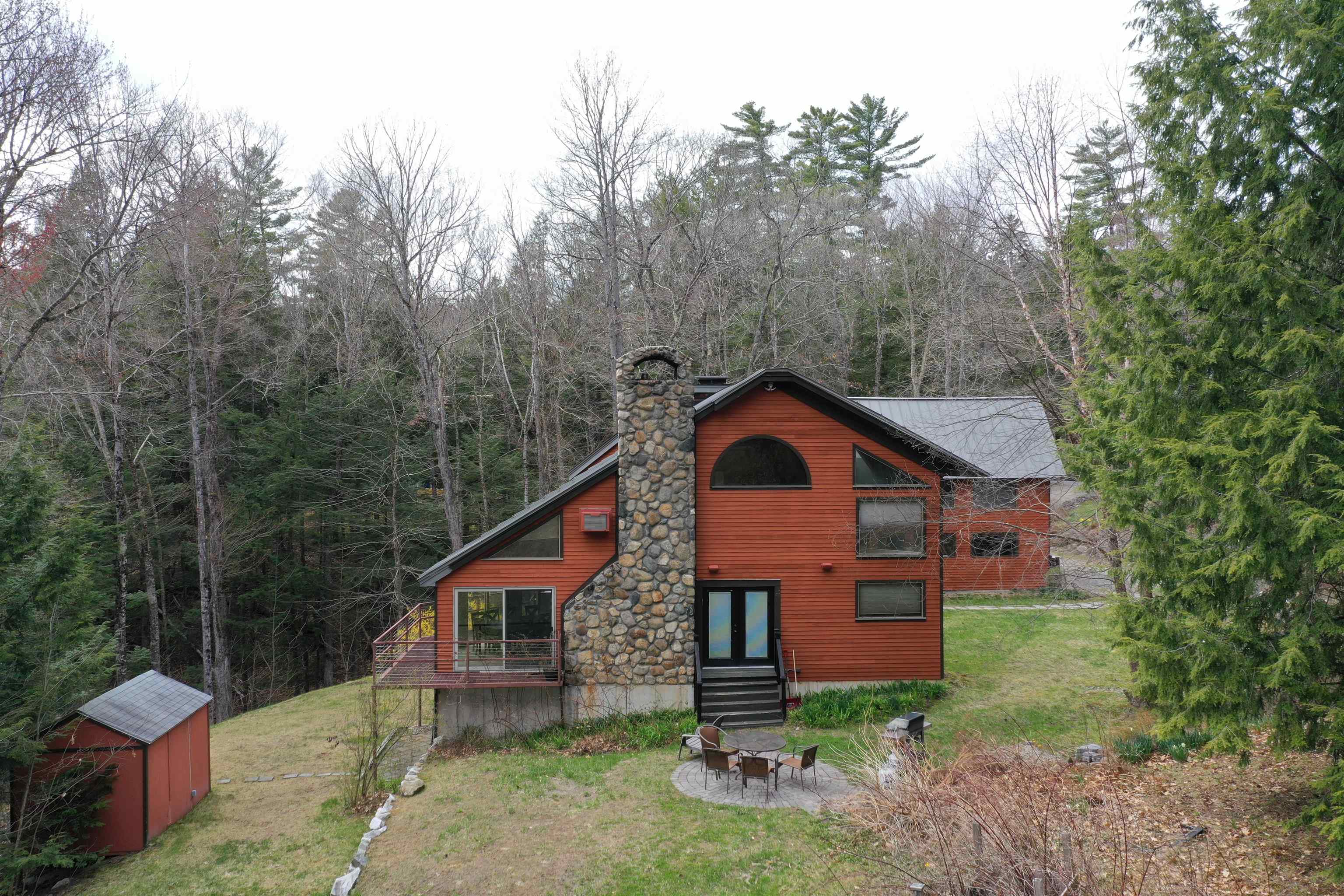 18 Treeline Road