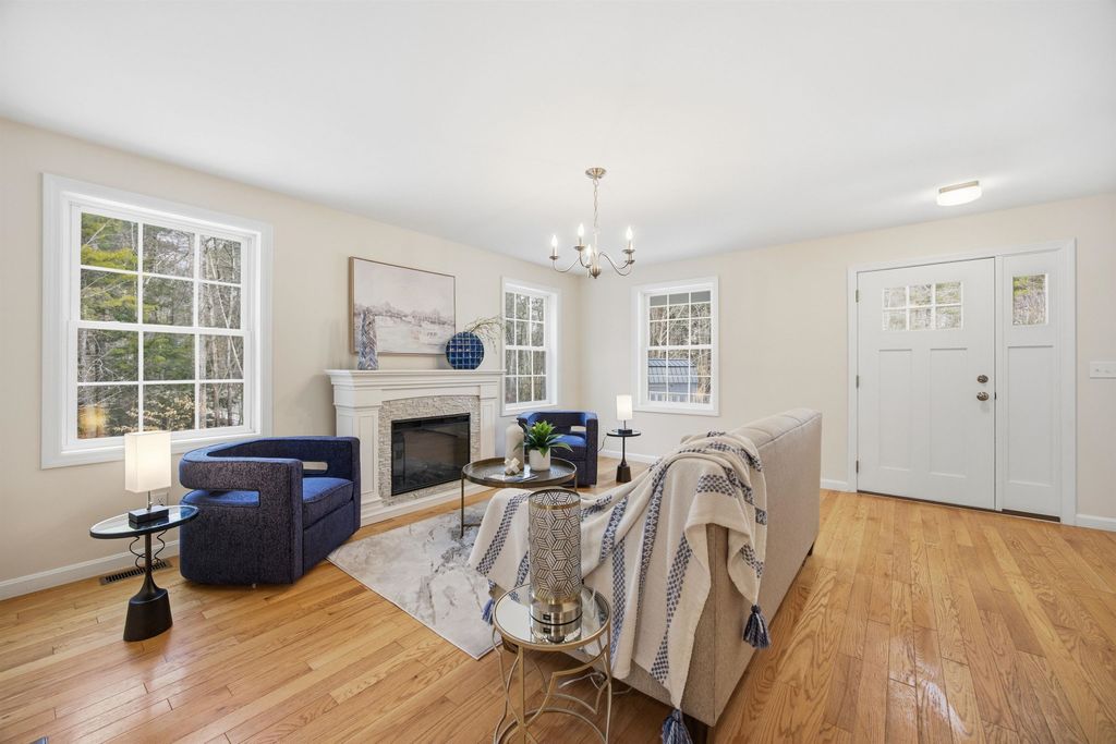 Photo of 1 French Road, Epping, NH 03042 (MLS # 5079343)