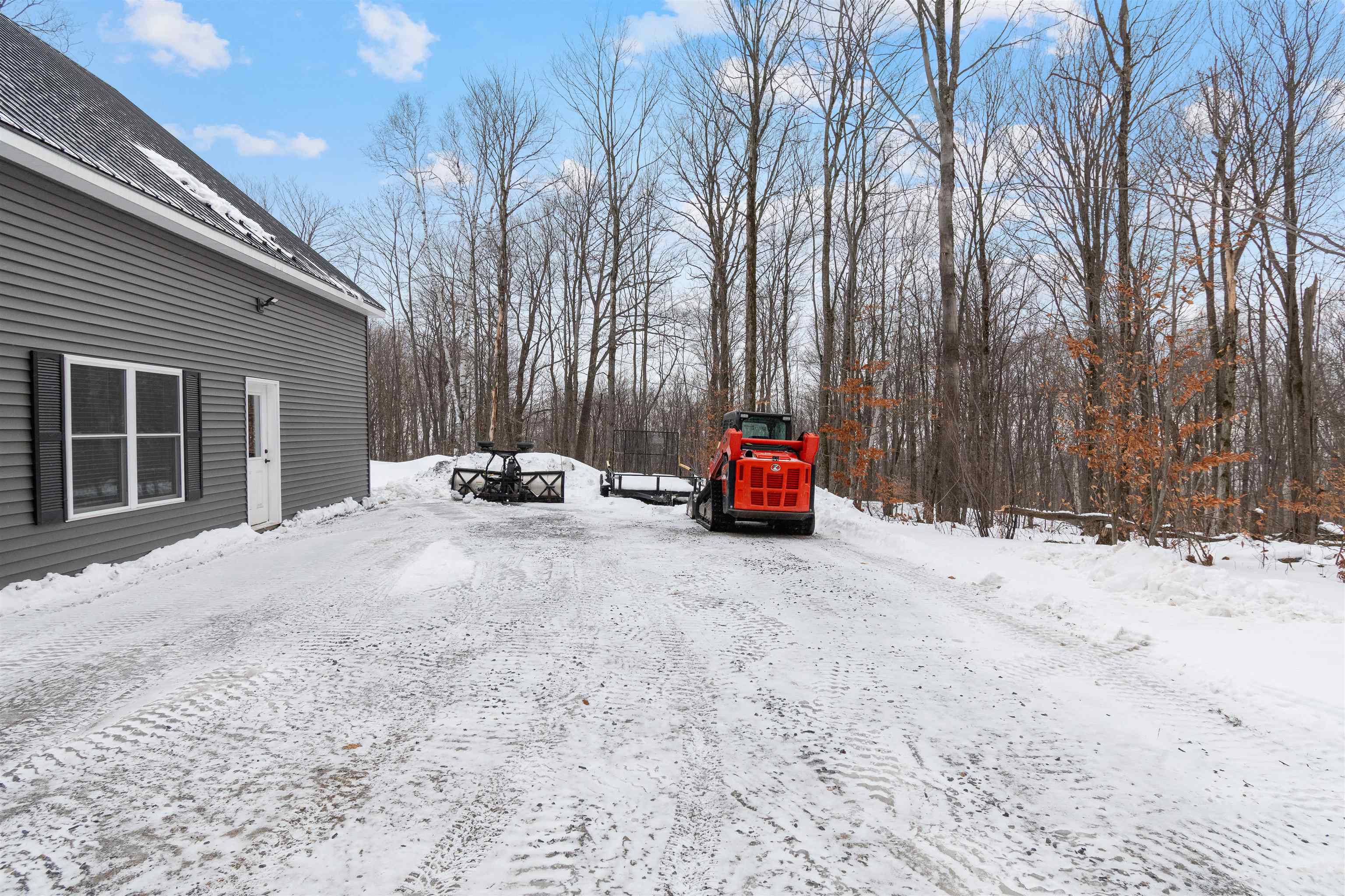 75 Hillcrest Heights