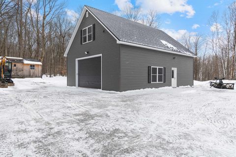 Photo of 75 Hillcrest Heights, St. Albans Town, VT 05478 (MLS # 5073452)