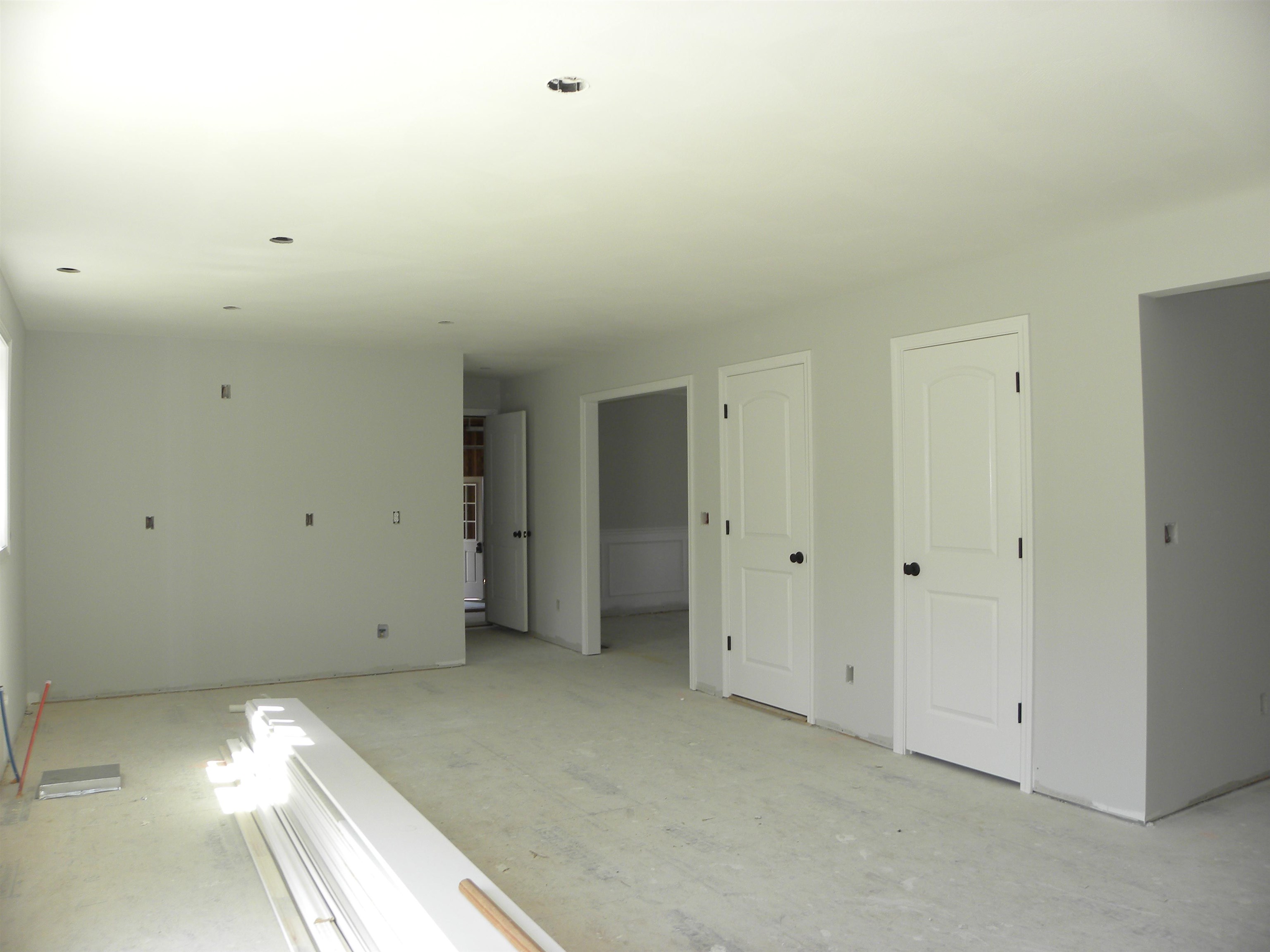 313 Karatzas Avenue Lot 19