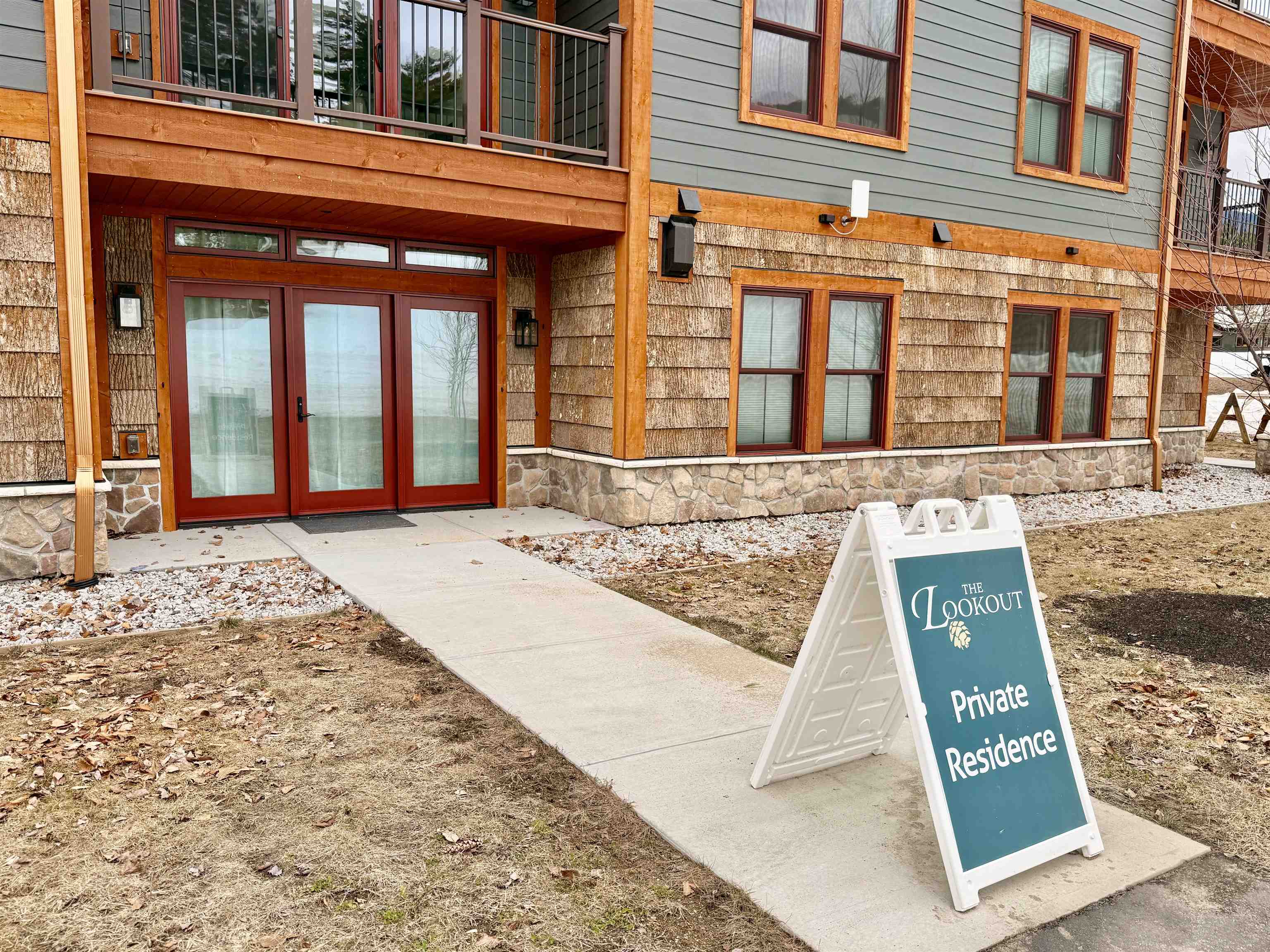 243 Skimobile Road 153