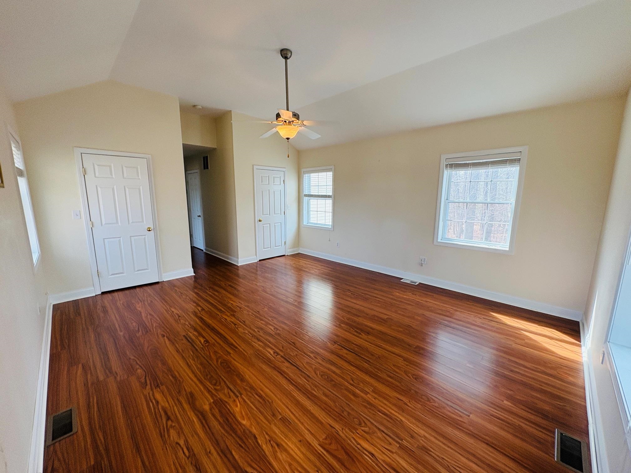 Chester, New Hampshire 03036, United States, 4 Bedrooms Bedrooms, ,3 BathroomsBathrooms,Residential,Active,79183