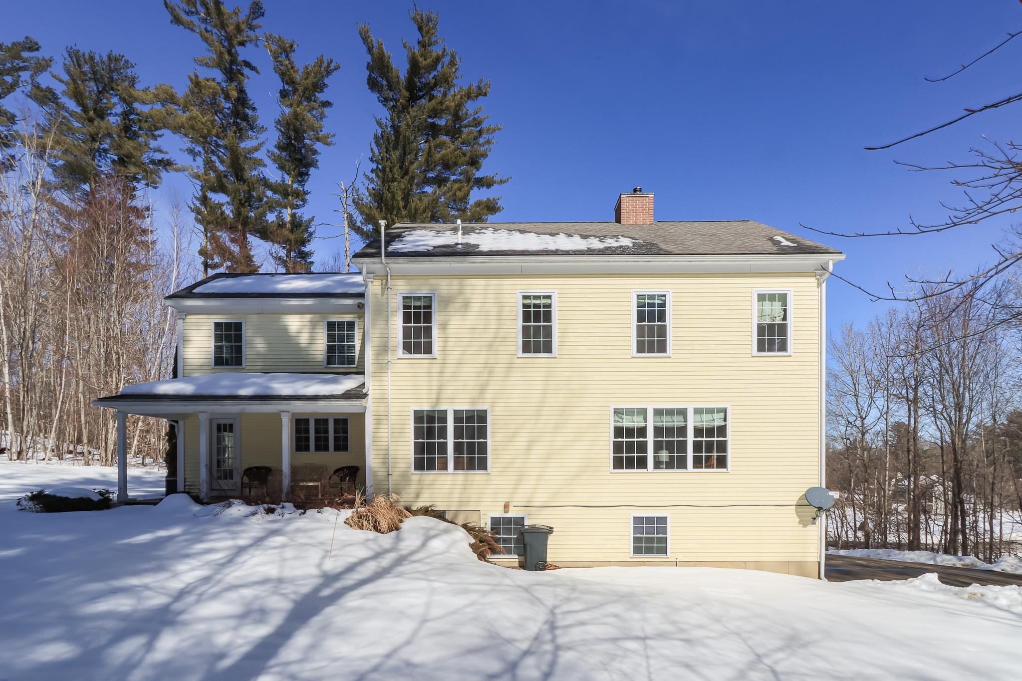 Chester, New Hampshire 03036, United States, 4 Bedrooms Bedrooms, ,3 BathroomsBathrooms,Residential,Active,79183