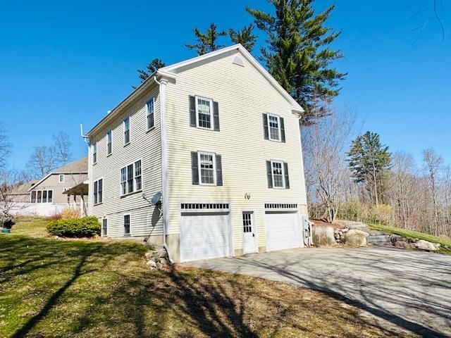 Chester, New Hampshire 03036, United States, 4 Bedrooms Bedrooms, ,3 BathroomsBathrooms,Residential,Active,79183