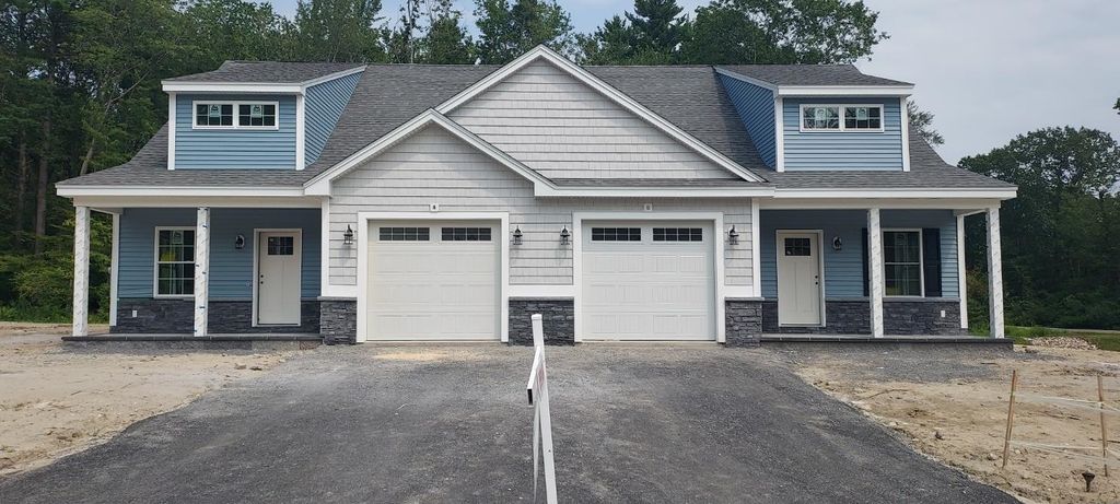 Photo of 3 Cameron Court #3, Hampstead, NH 03841 (MLS # 5054858)