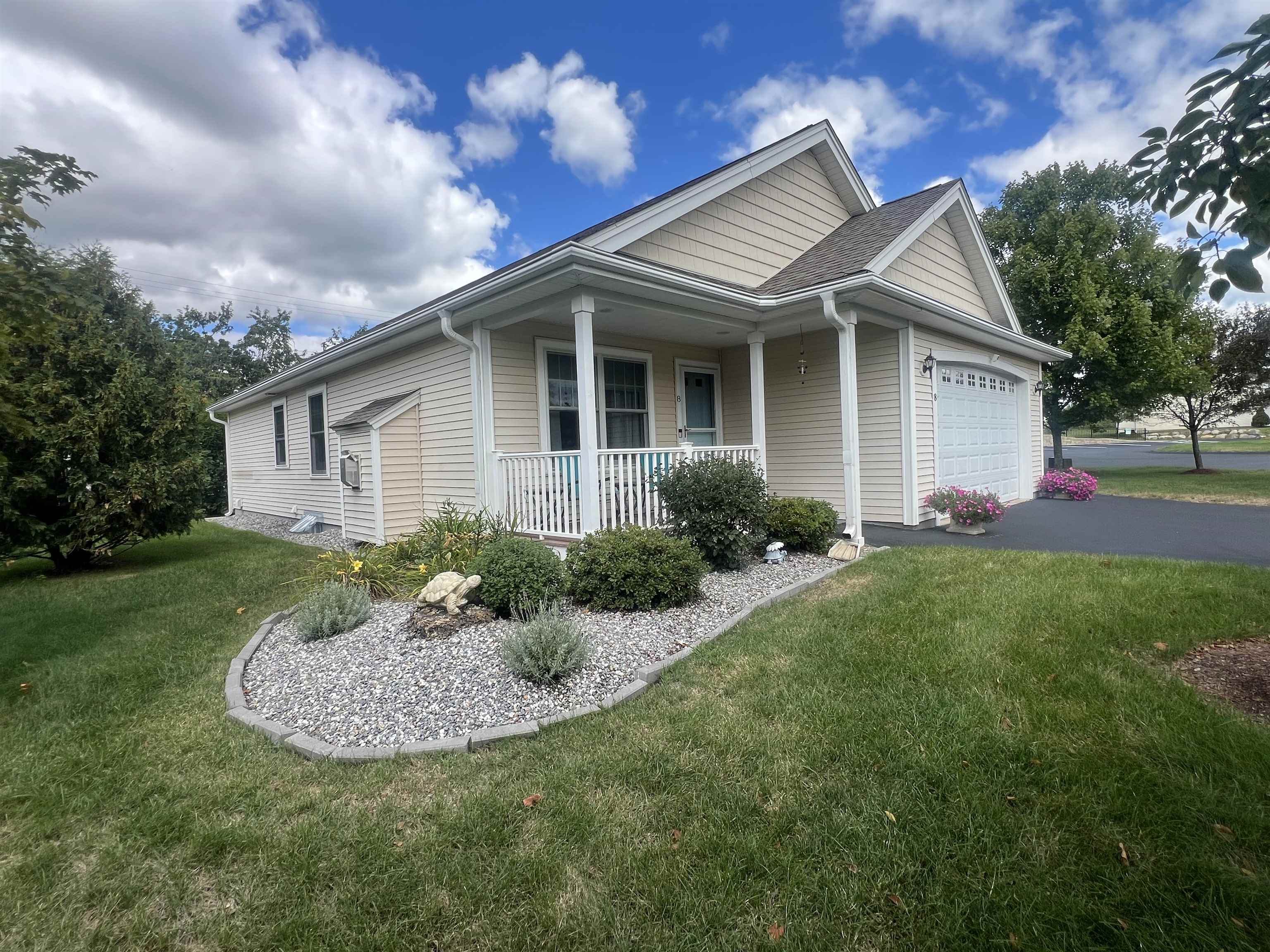 8 Stinson Drive