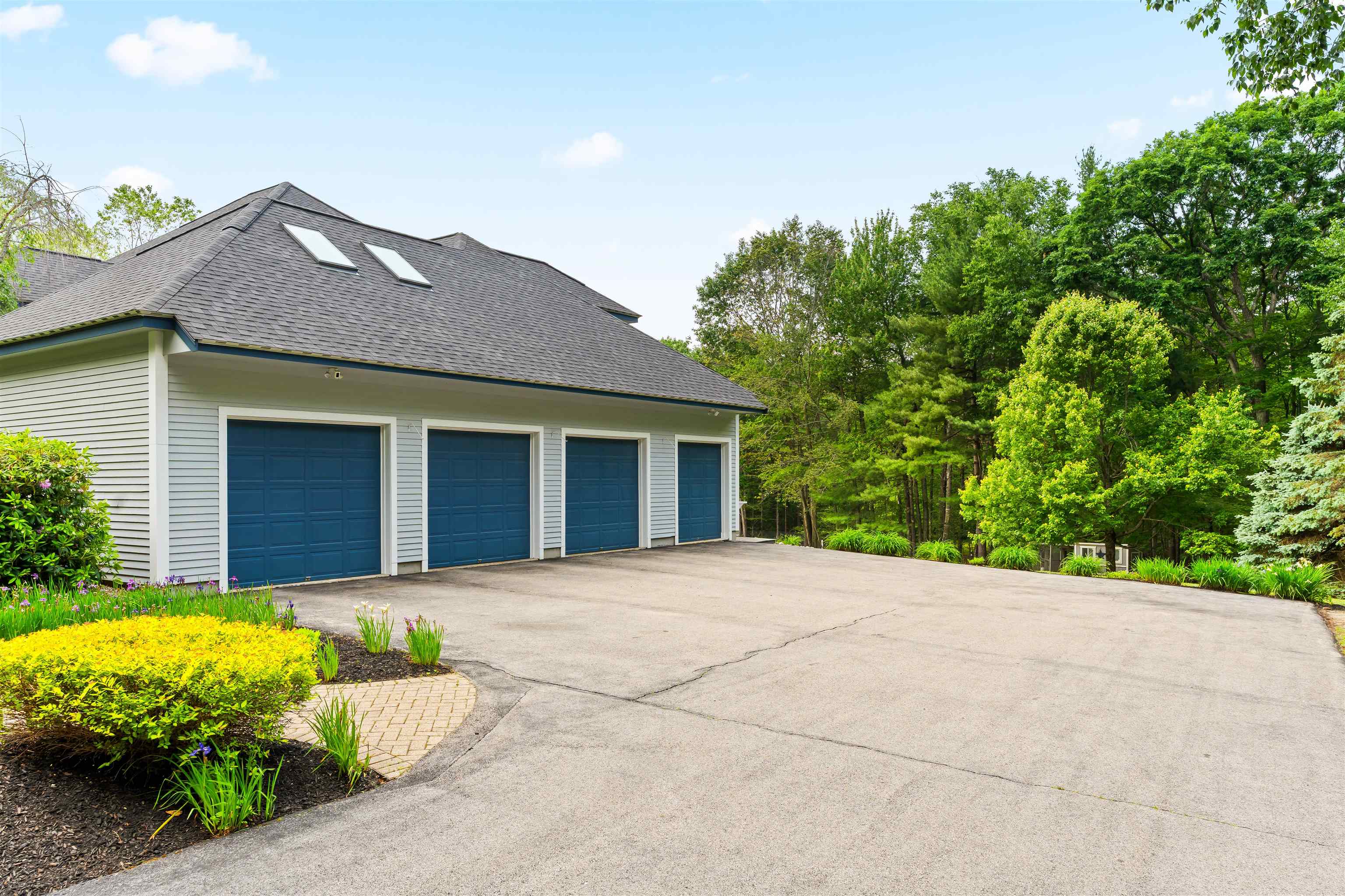 9 Hubbard Road