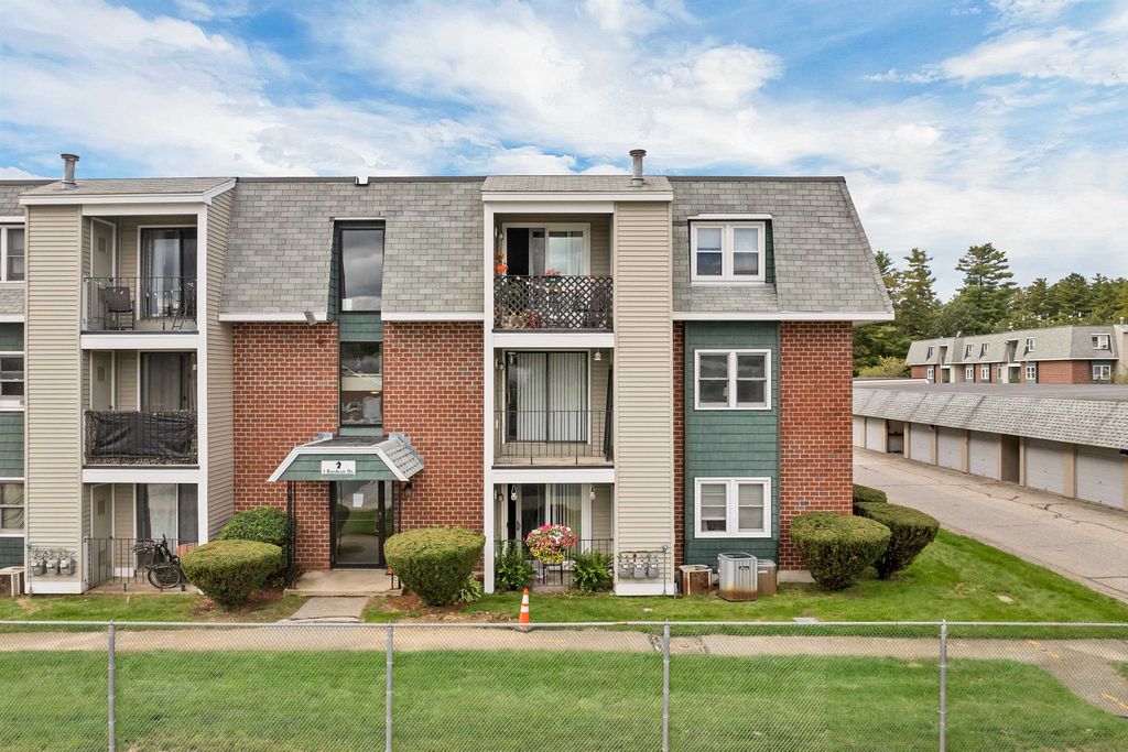 Photo of 3 Roedean Drive #207, Nashua, NH 03063 (MLS # 5063405)