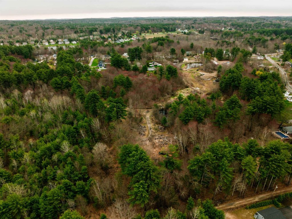 Photo of 00 BLUFF Street, Salem, NH 03079 (MLS # 5085850)