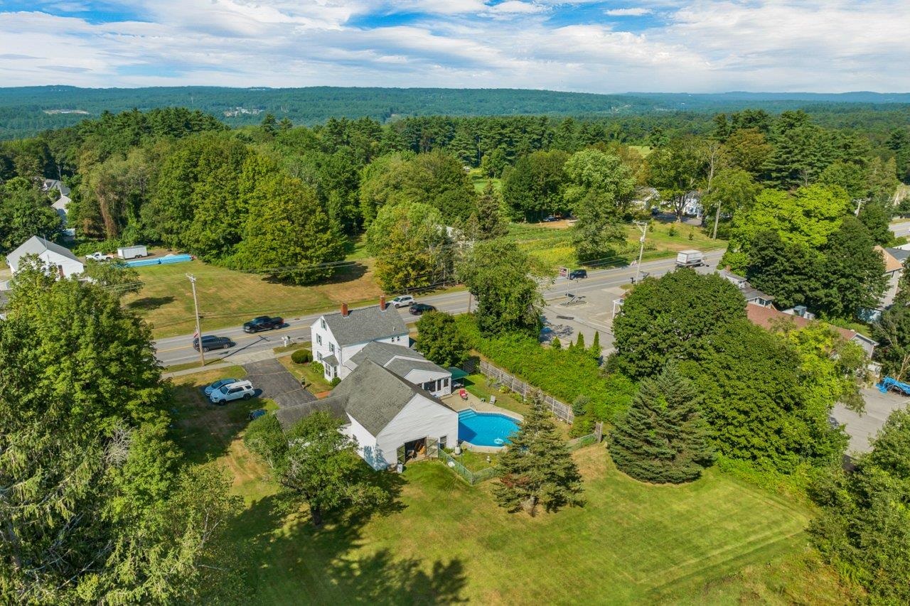Pembroke, New Hampshire 03275, United States, 4 Bedrooms Bedrooms, ,2 BathroomsBathrooms,Residential,Active,189970