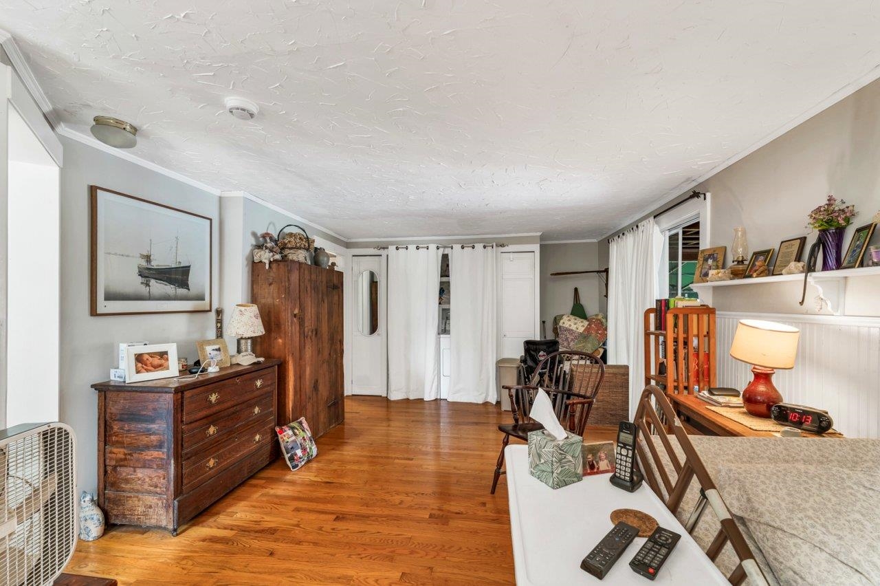 Pembroke, New Hampshire 03275, United States, 4 Bedrooms Bedrooms, ,2 BathroomsBathrooms,Residential,Active,189970