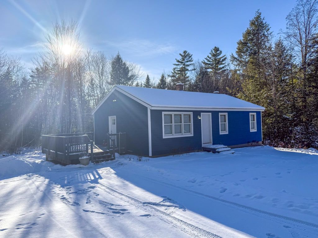 Photo of 360 Country Land Drive, Haverhill, NH 03774 (MLS # 5071785)