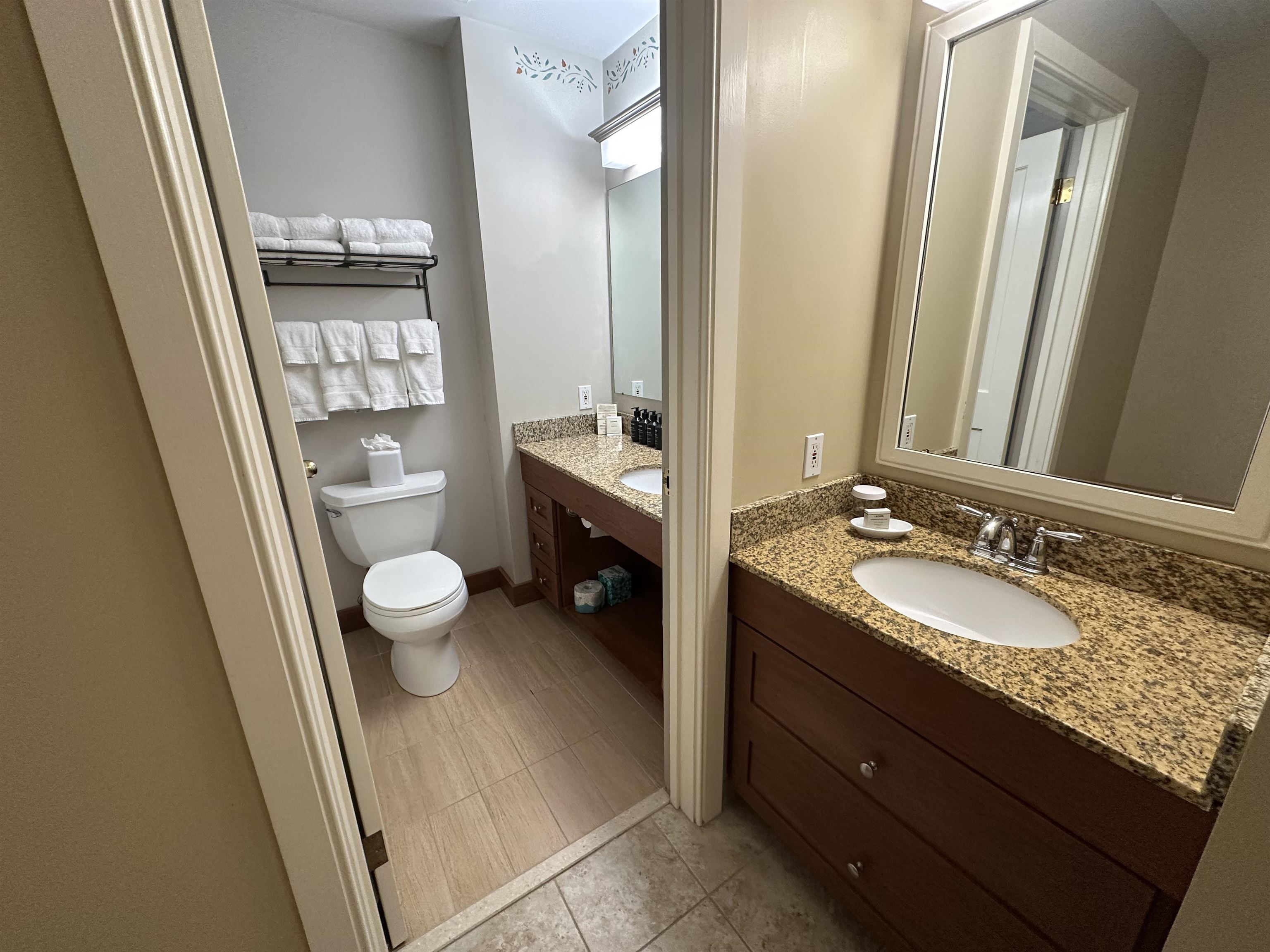 235/237, QTR 1 89 Grand Summit Way