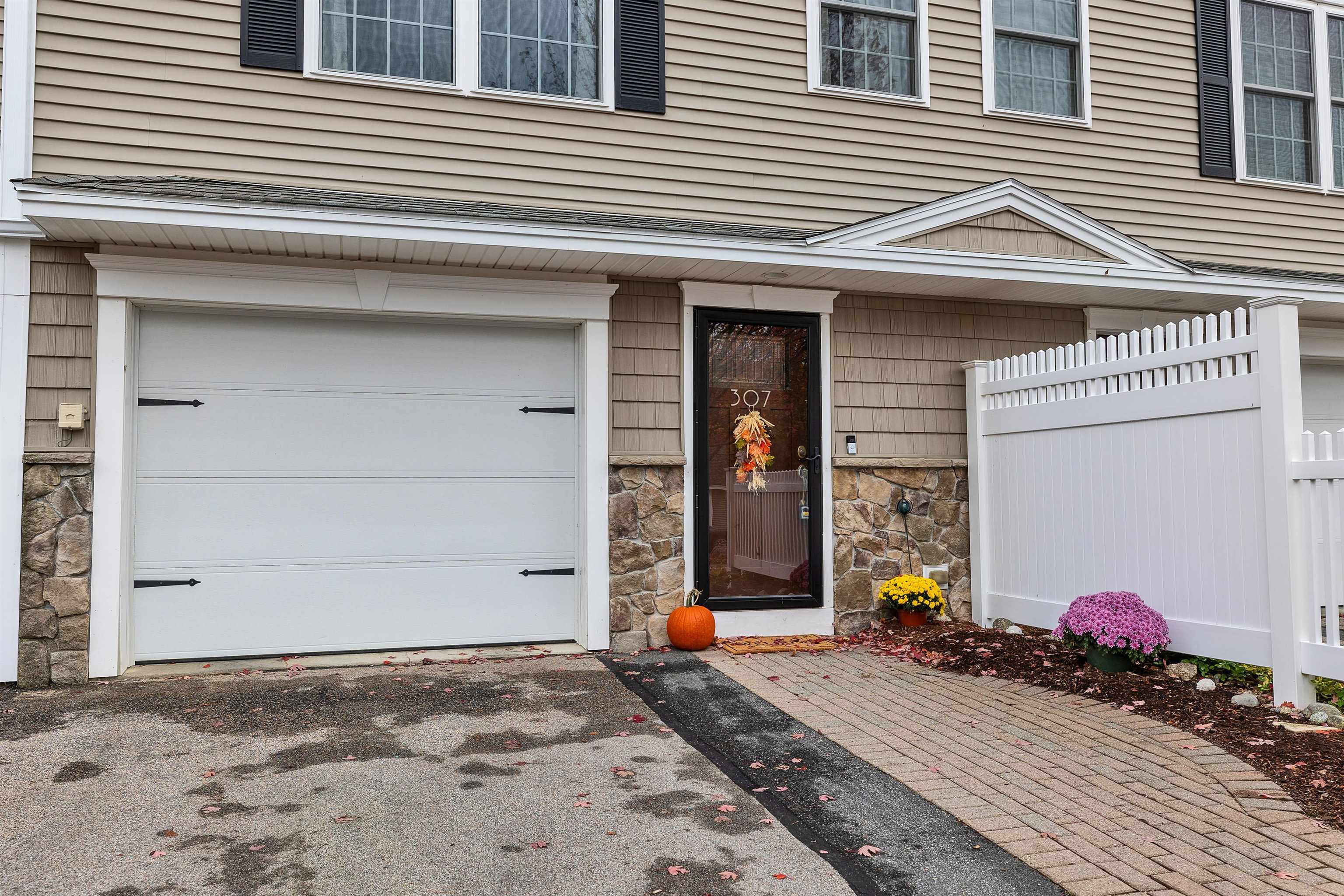 307 Southfield Lane 307