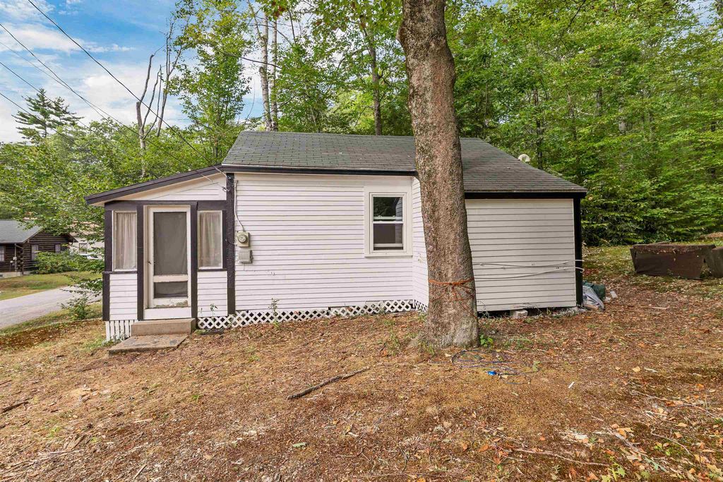 Photo of 8 Smiling Hill Road, Franklin, NH 03235 (MLS # 5058993)