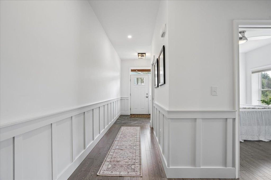 Photo of 7 John Hardie Way, Chichester, NH 03258 (MLS # 5088343)