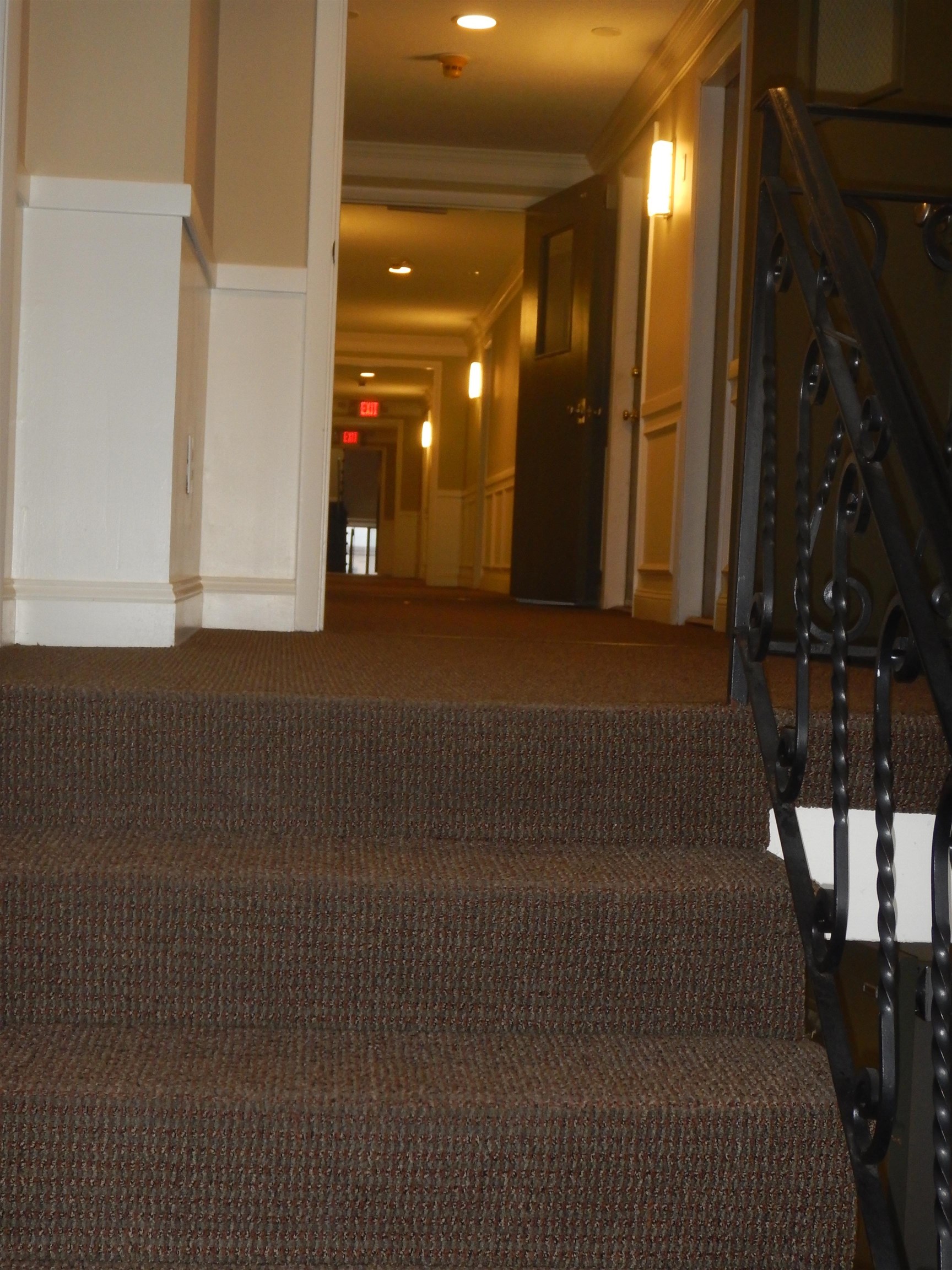 136 MAMMOTH Road 628