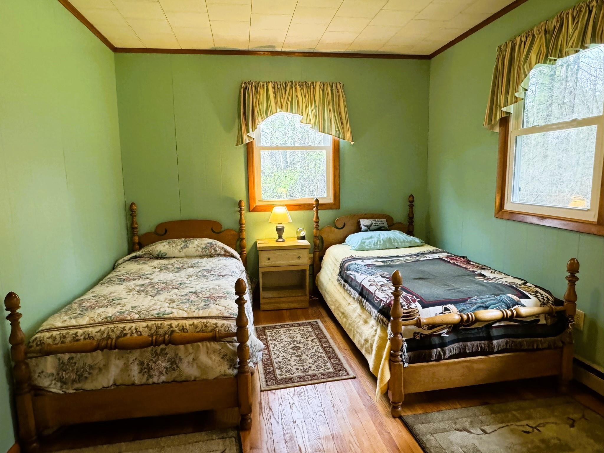 Castleton, Vermont 05735, United States, 2 Bedrooms Bedrooms, ,1 BathroomBathrooms,Residential,Pending,125306