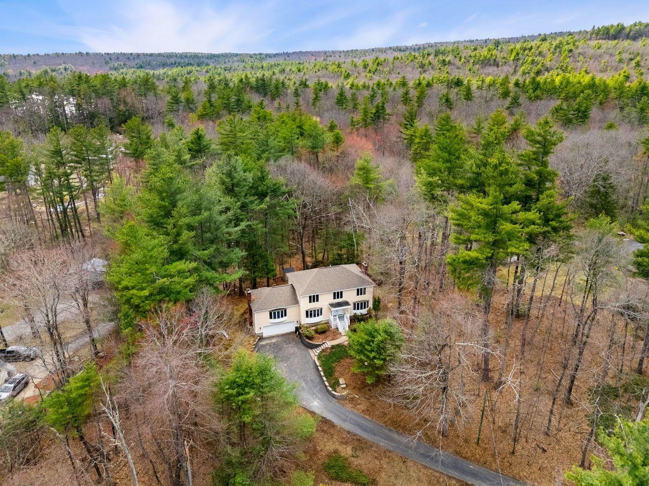 207 Hayden Road