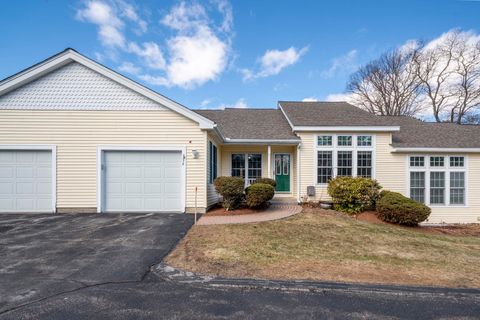 34 Lincoln Drive Londonderry NH 03053