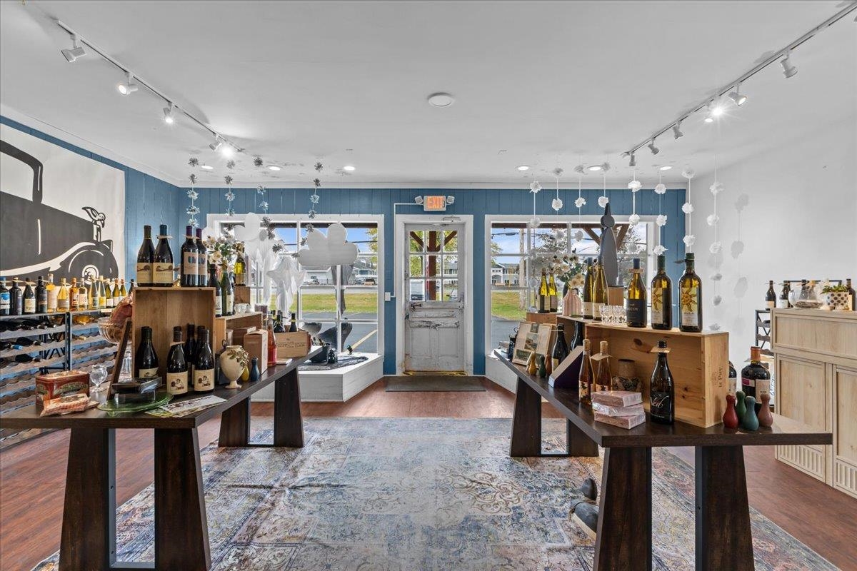 1799 Mountain Road 1