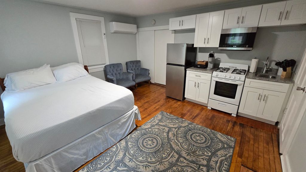 Photo of 579 State Street #Unit 1, Portsmouth, NH 03801 (MLS # 5066536)