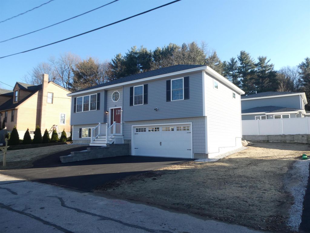 Photo of 106 West Hillcrest Avenue, Manchester, NH 03103 (MLS # 5071209)