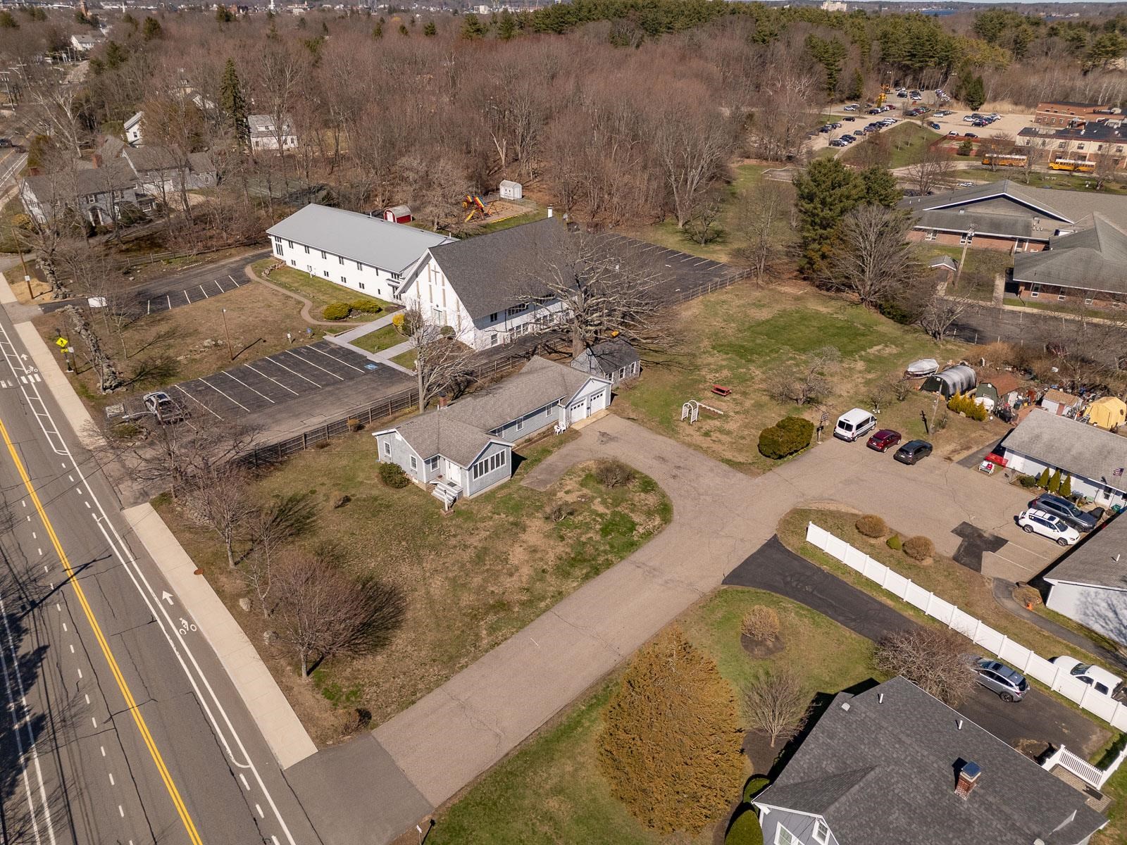 409 Lafayette Road