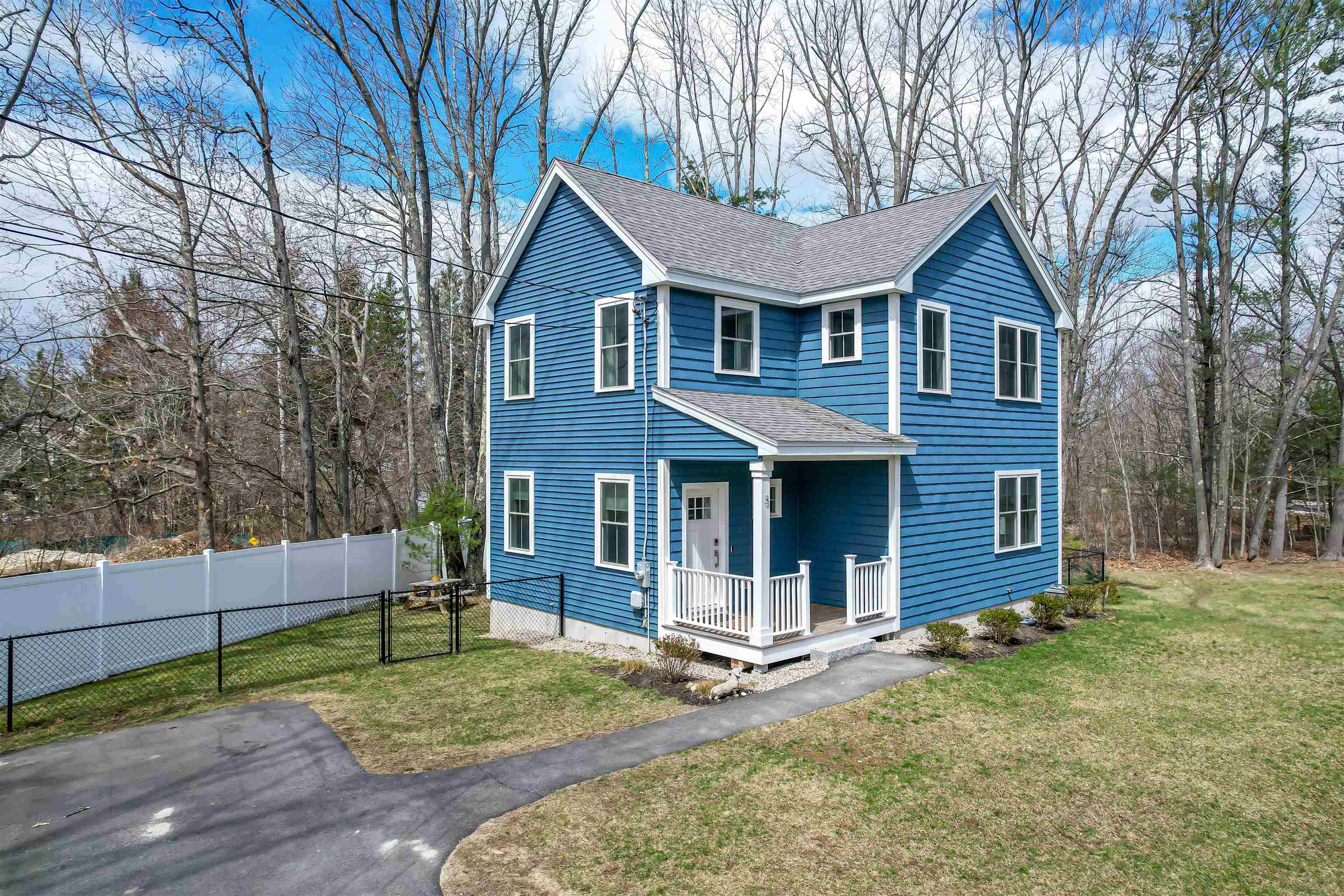 3 Howe Road