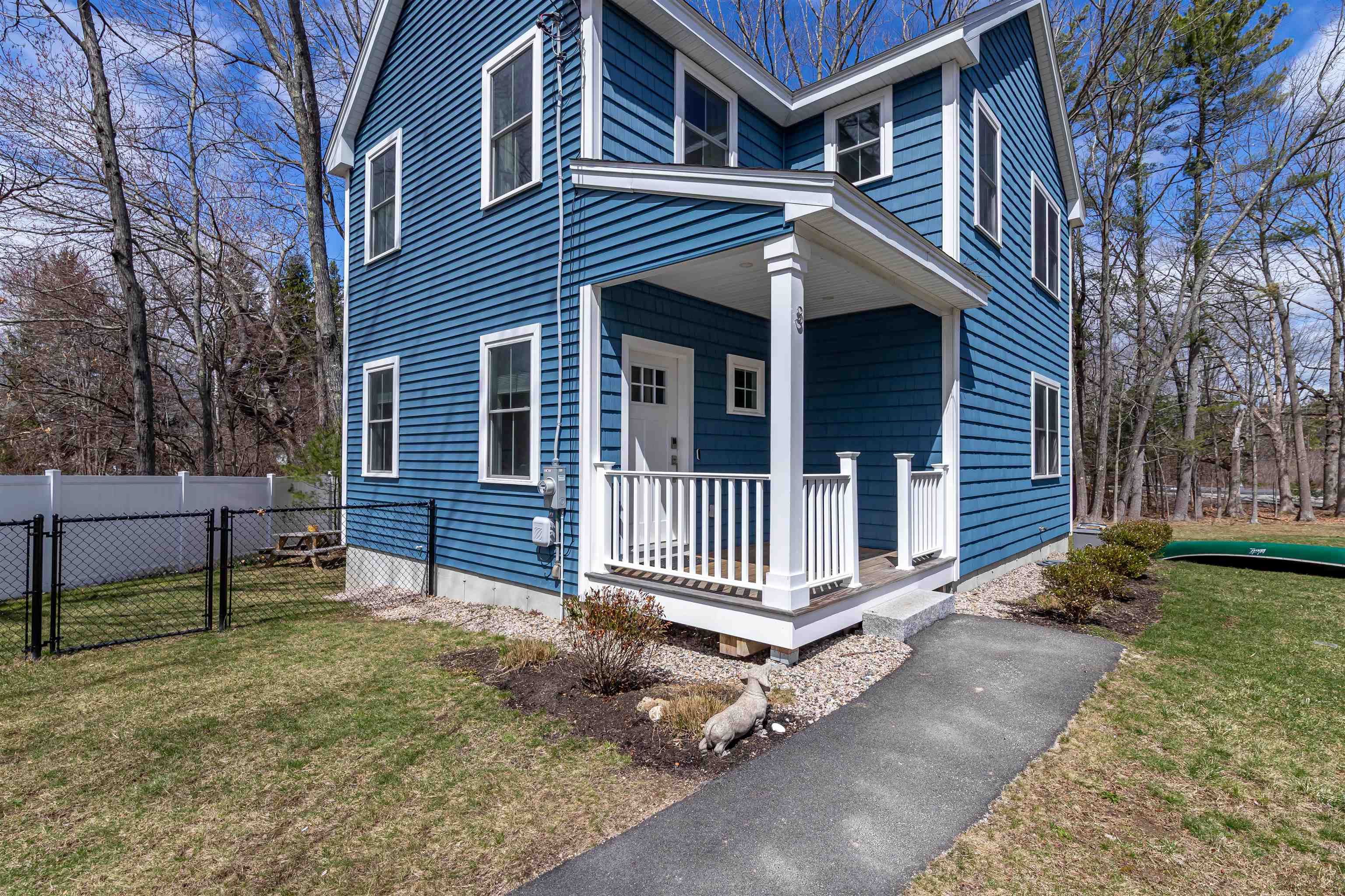 3 Howe Road