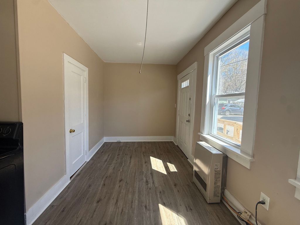 Photo of 42 Franklin Street #F, Franklin, NH 03103 (MLS # 5085929)