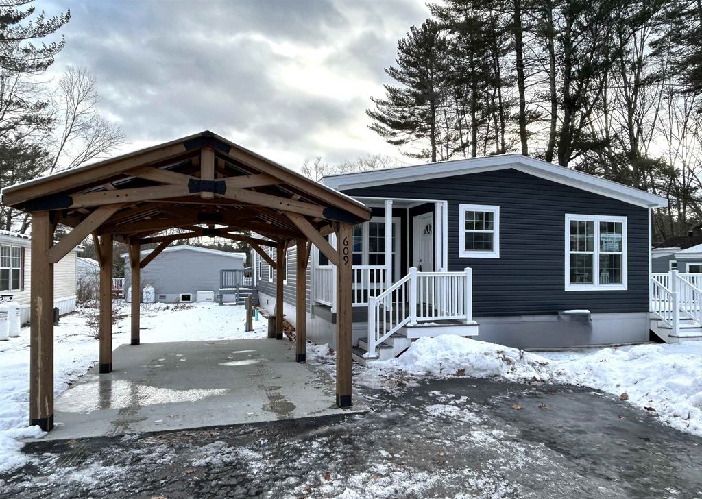 Photo of 609 Canterbury Drive, Exeter, NH 03833 (MLS # 5072759)