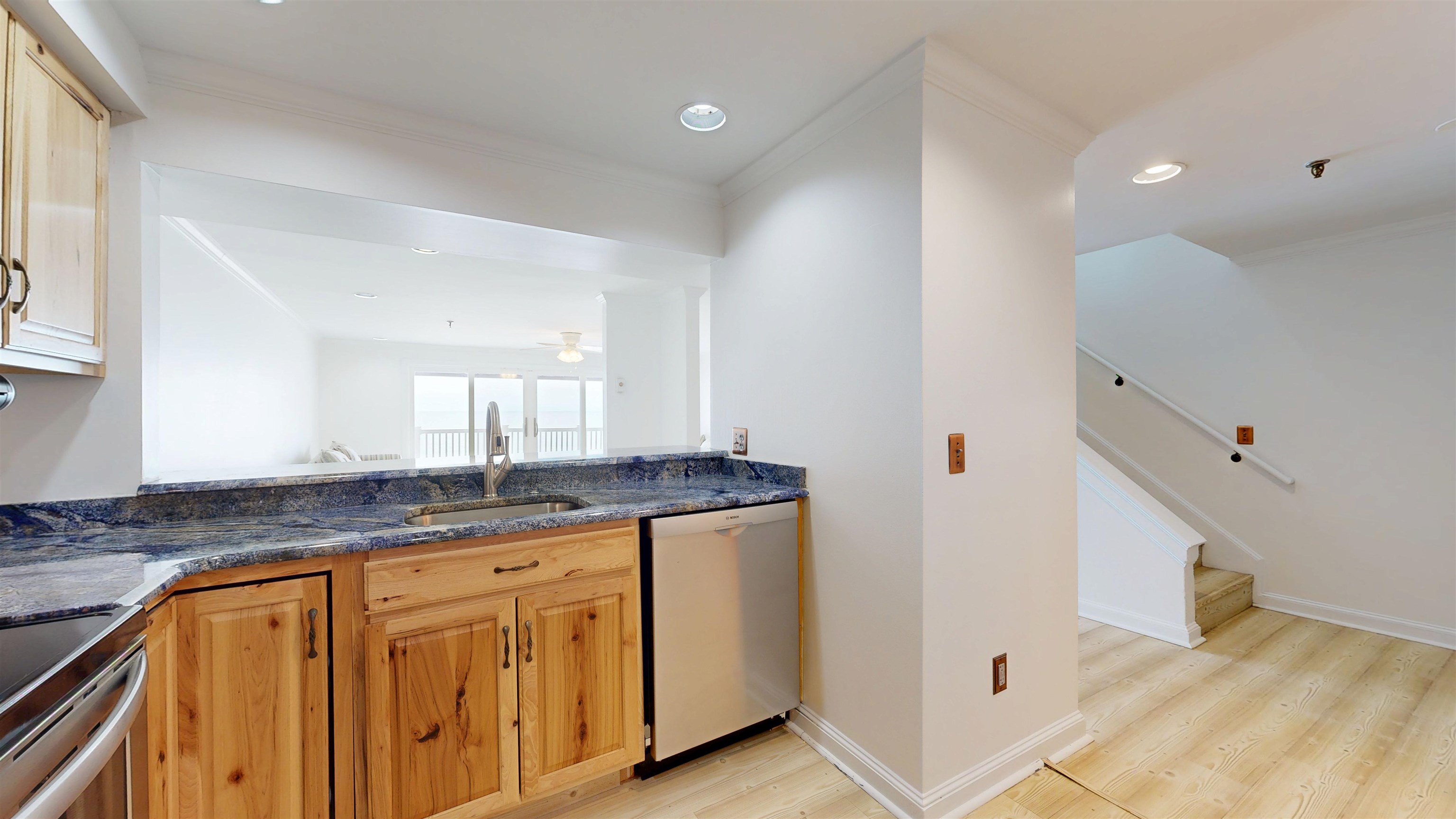 39 West Grand Avenue 520