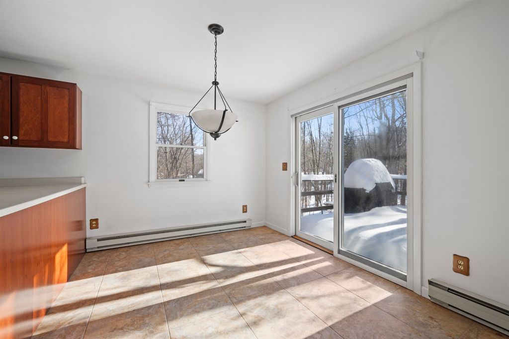 Photo of 7 Birch Drive, Newmarket, NH 03857 (MLS # 5075492)