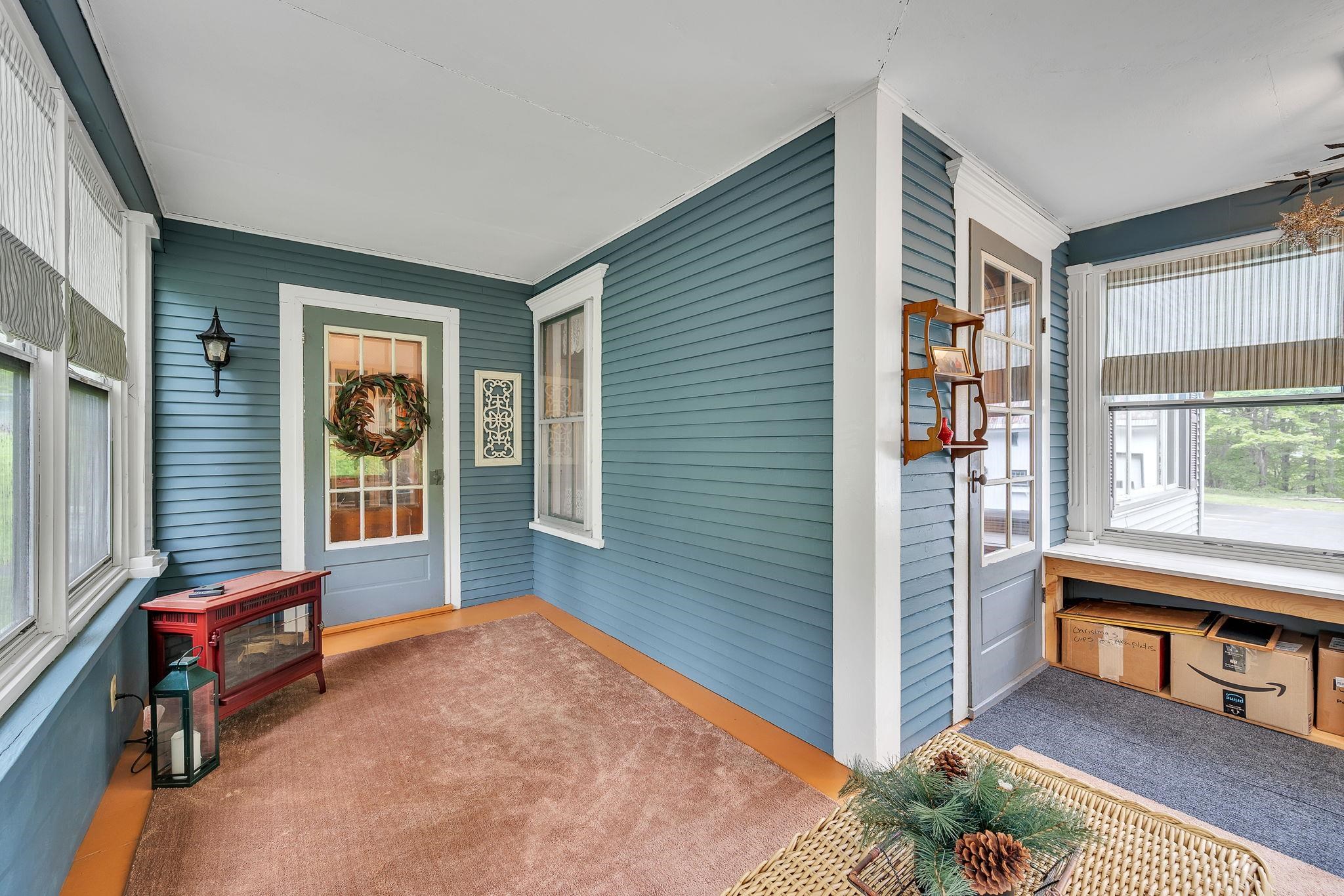 Barre Town, Vermont 05641, United States, 3 Bedrooms Bedrooms, ,2 BathroomsBathrooms,Residential,Pending,137136