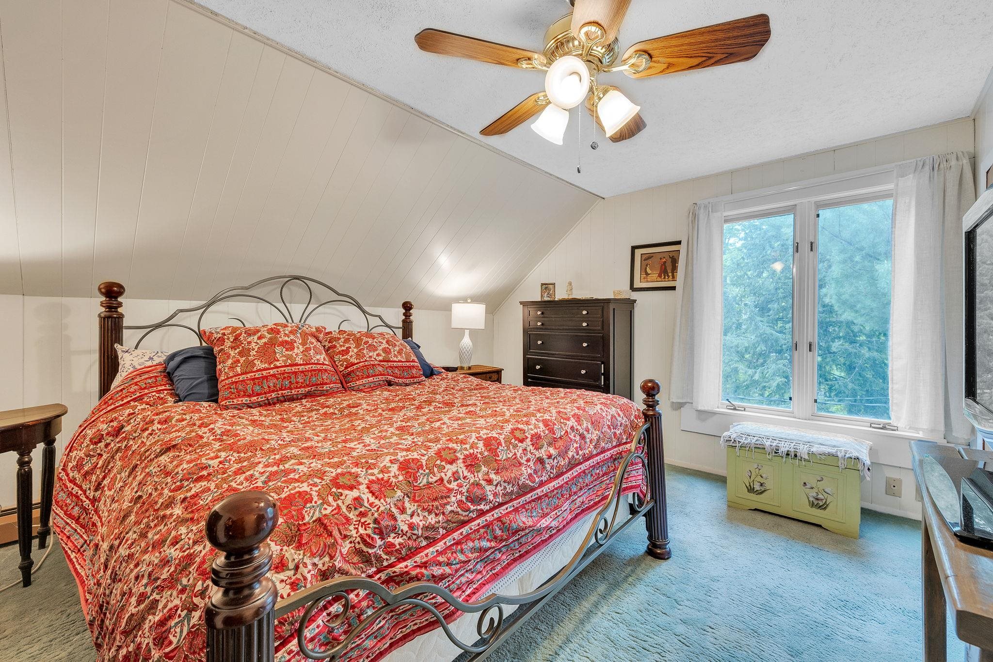 Barre Town, Vermont 05641, United States, 3 Bedrooms Bedrooms, ,2 BathroomsBathrooms,Residential,Pending,137136