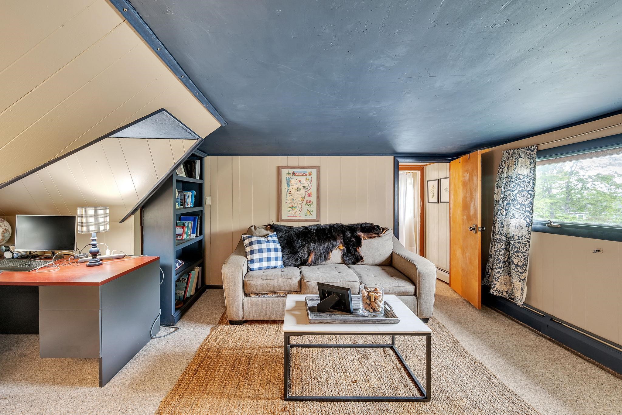 Barre Town, Vermont 05641, United States, 3 Bedrooms Bedrooms, ,2 BathroomsBathrooms,Residential,Pending,137136