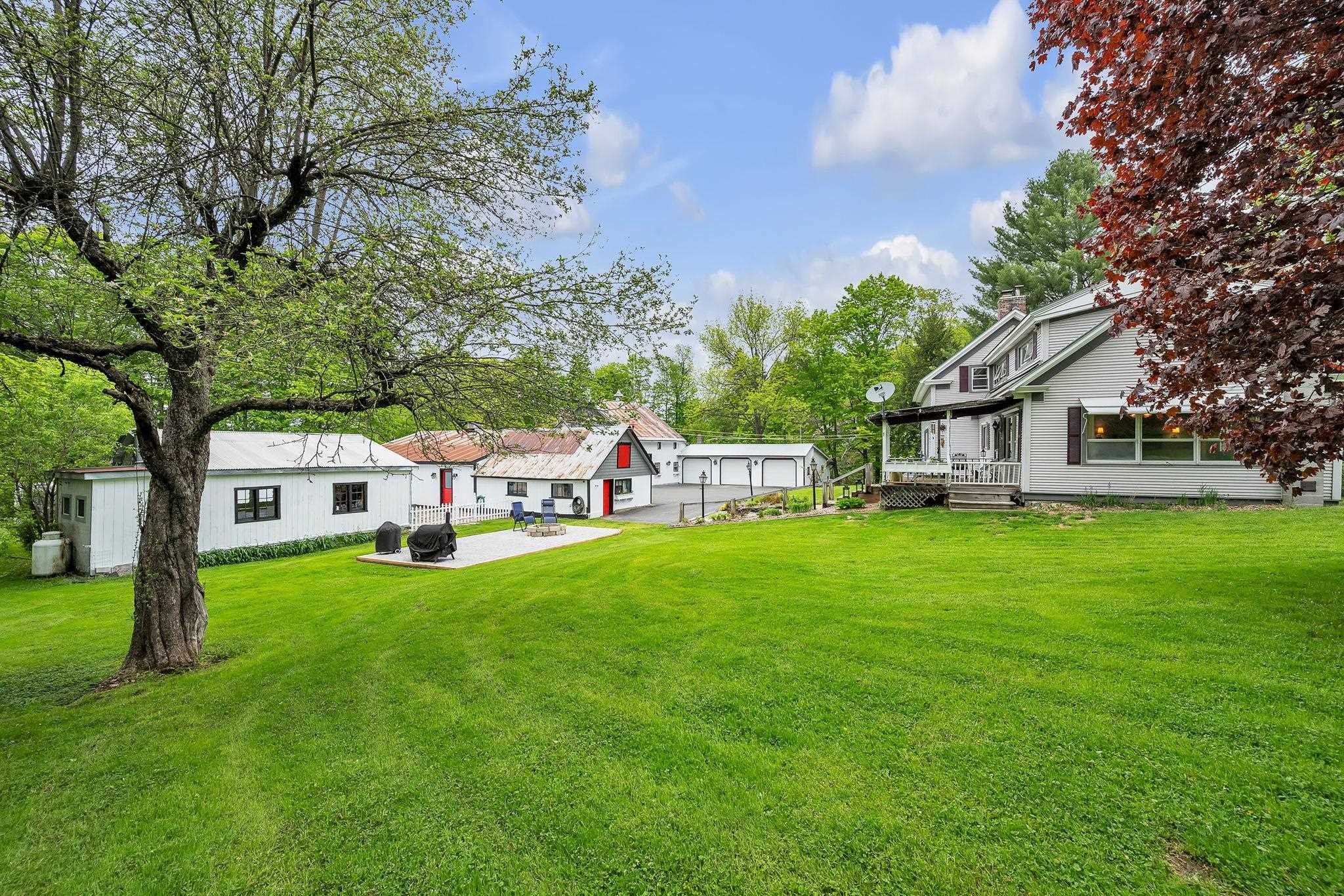 Barre Town, Vermont 05641, United States, 3 Bedrooms Bedrooms, ,2 BathroomsBathrooms,Residential,Pending,137136