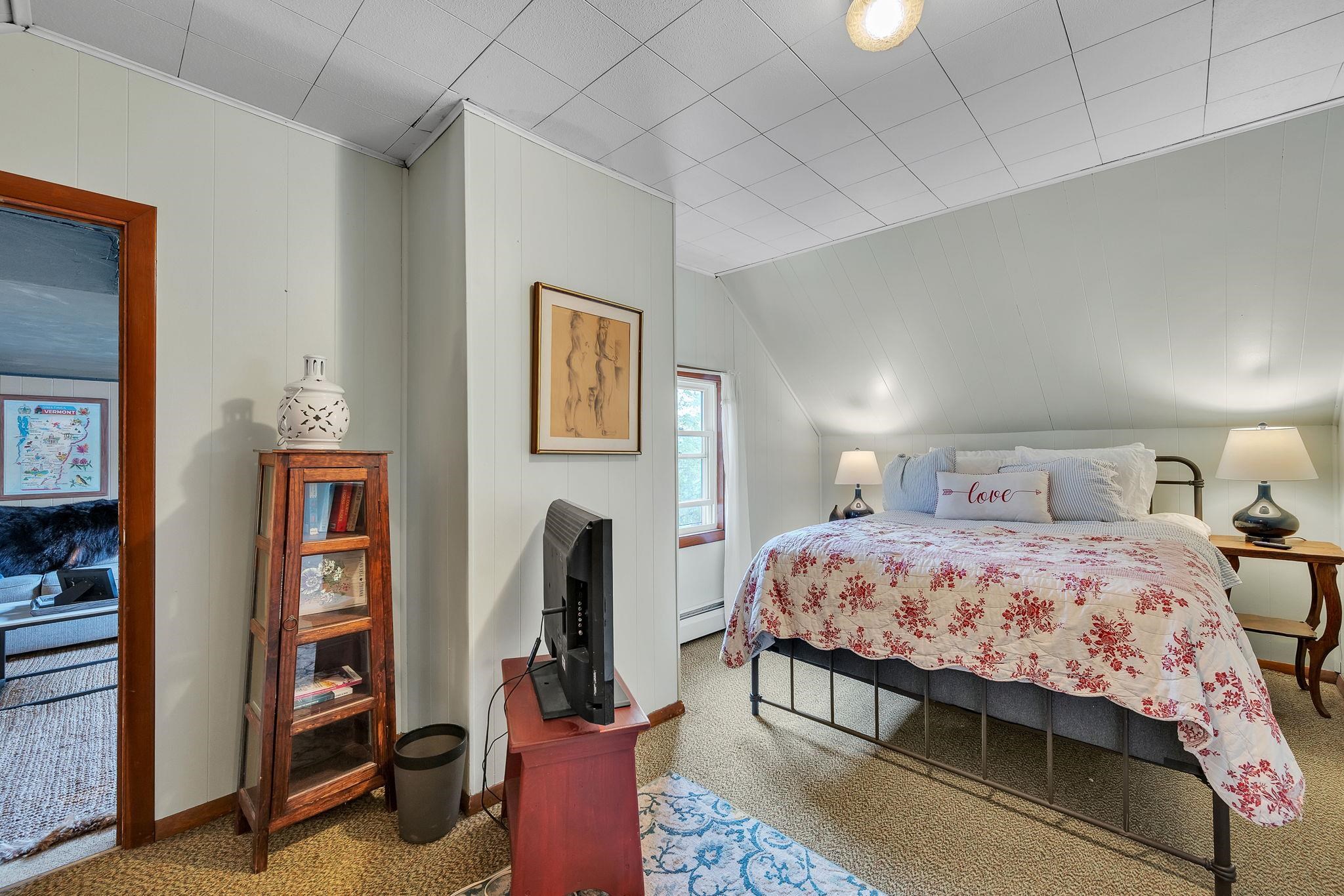 Barre Town, Vermont 05641, United States, 3 Bedrooms Bedrooms, ,2 BathroomsBathrooms,Residential,Pending,137136