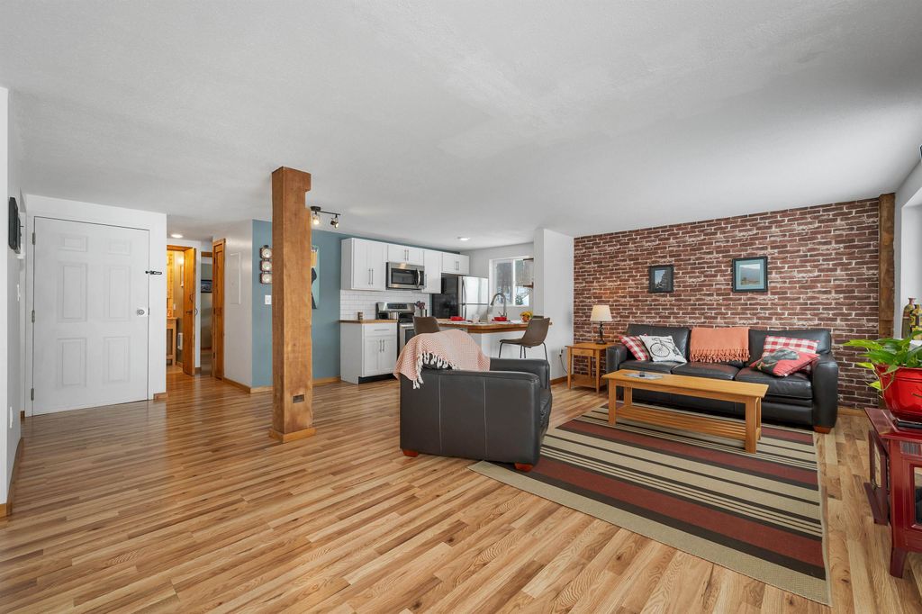 Photo of 11 Marsten Lane #33, Enfield, NH 03748 (MLS # 5077306)